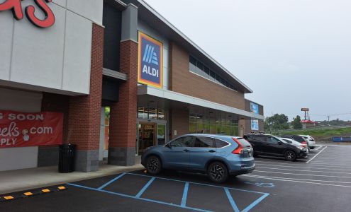 ALDI White Hall