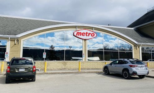 Metro Mont-Tremblant Mont-Tremblant