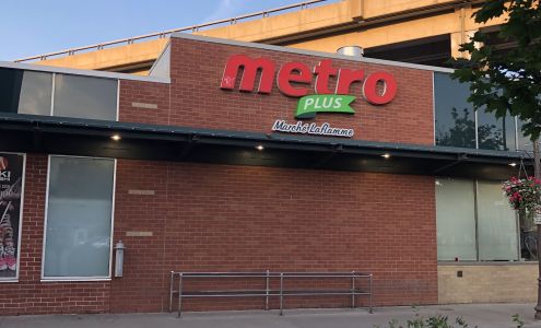 Metro Plus Mail St-Roch