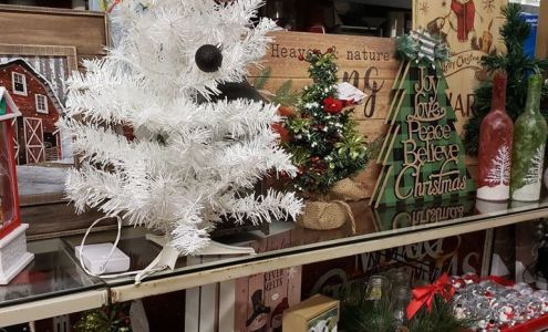 Hodgins' Home Hardware Lucknow