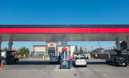Calgary Co-op Montgomery Gas Station Calgary