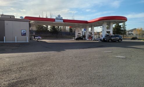 Petro-Canada & Car Wash