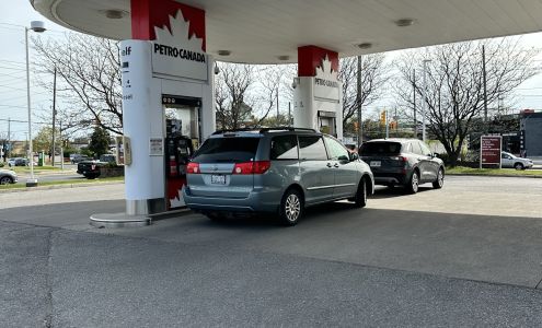 Petro-Canada & Car Wash