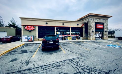 Petro-Canada & Car Wash