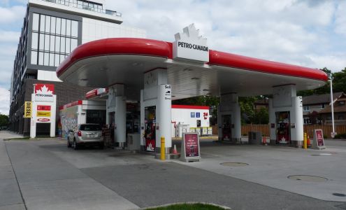 Petro-Canada East York