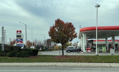 Petro-Canada & Car Wash