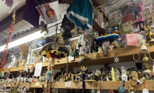 Worldwide Treasures & Collectible Thrift Store
