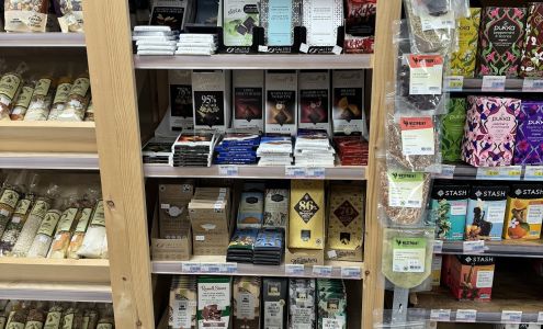 Harbour View Drugstore Ucluelet