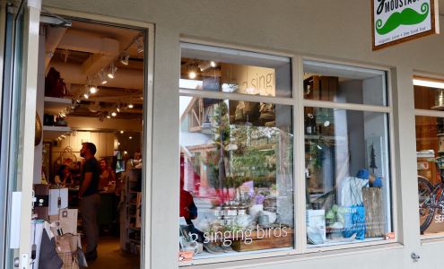 3 Singing Birds Whistler