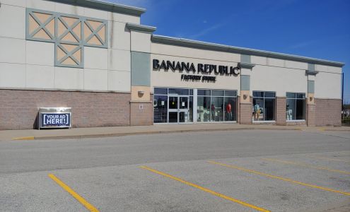 Banana Republic Factory Store