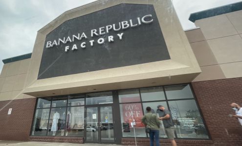 Banana Republic Factory Store