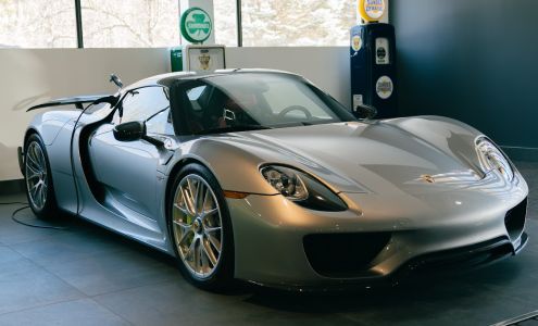 Legendary Motorcar Company