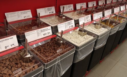Bulk Barn