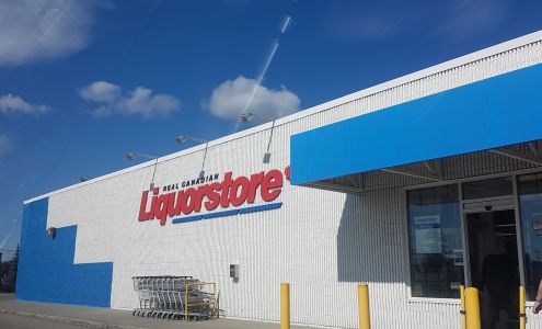 Real Canadian Liquorstore™ Calgary Trail