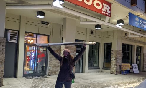 WHISTLER LIQUOR STORE Whistler