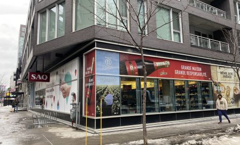 SAQ-Sainte-Catherine Ouest - Lambert Closse