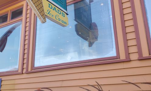 Mom's Buy & Sell Lunenburg