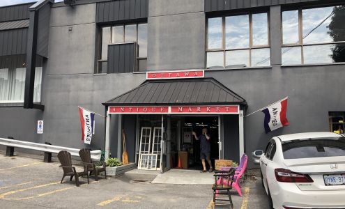 Ottawa Antique Market