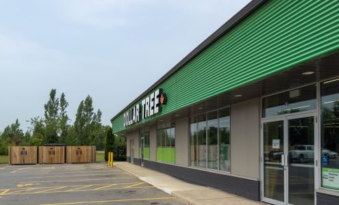 Dollar Tree Smiths Falls