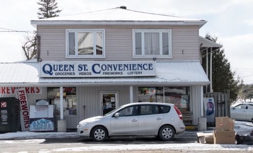 Queen St Convenience Smiths Falls