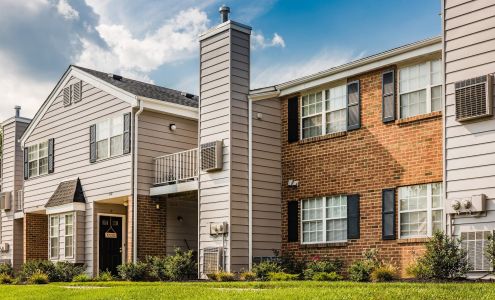 Stirling Court Apartments