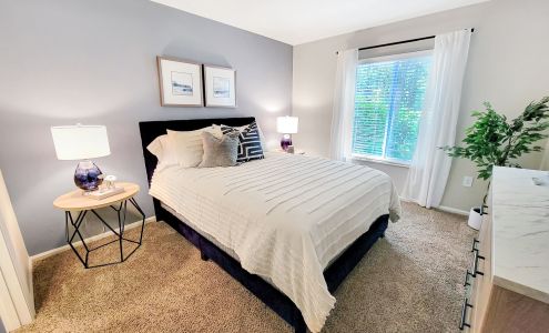 Cobblestone Grove Apartment Homes