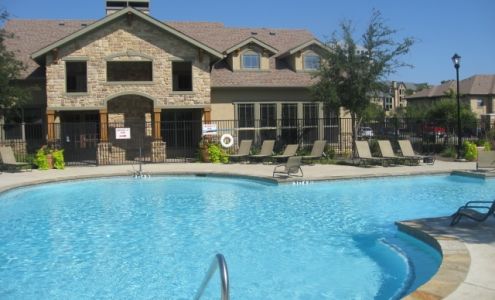 Stone Lake Apartments