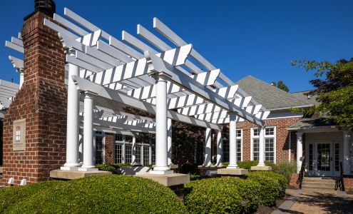 The Estates at Horsepen Luxury Apartments