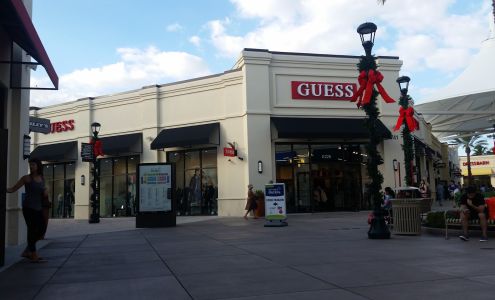 GUESS Factory
