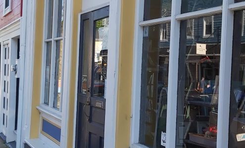 Elizabeth's Books Lunenburg