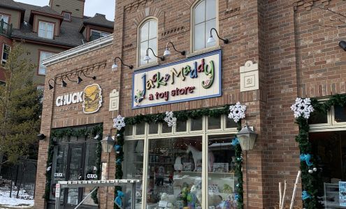 Jack & Maddy a Toy store