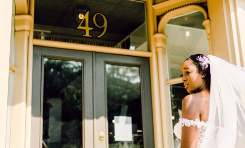 Heirlooms Bridal Shoppe Inc.