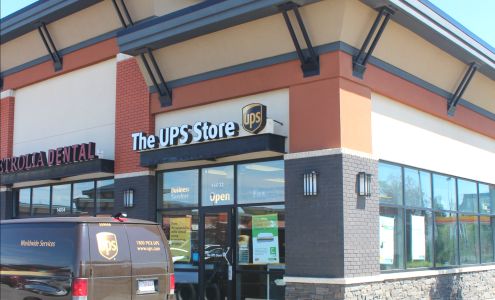 The UPS Store #372