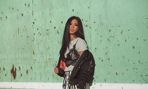 Yu Fashion Clothing & Accessories