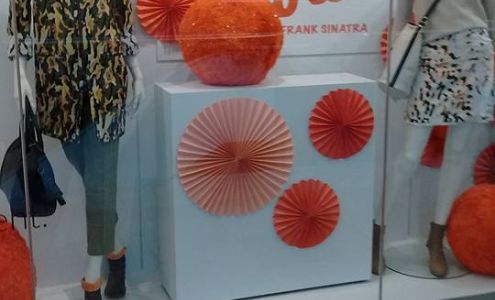 BLU'S - Chinook Centre Calgary