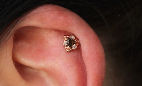 Crystal Point Body Piercing