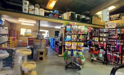 Harvey's Feed & Supply Ruidoso Downs