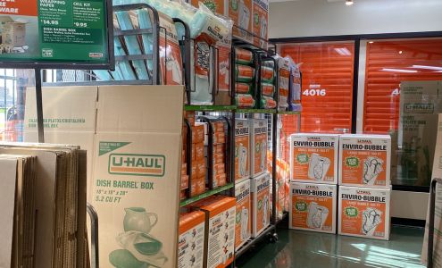 U-Haul Moving & Storage at Fairway Rd