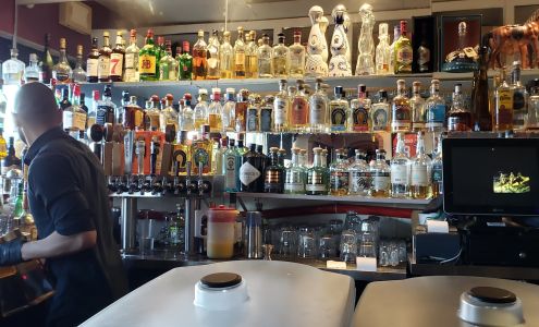 Heritage Green Plaza