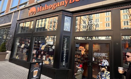 MahoganyBooks - National Harbor