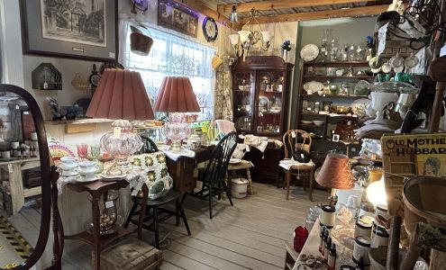 Mountain Antiques Alto Alto