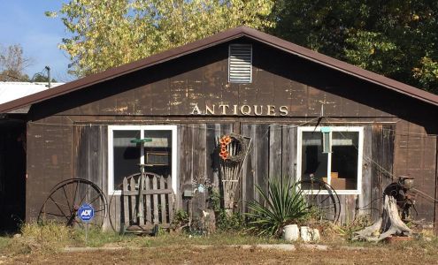 Lowrey's Country Antiques Harrisburg