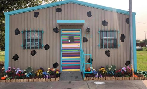 Cadillac Ranch Creations Petrolia