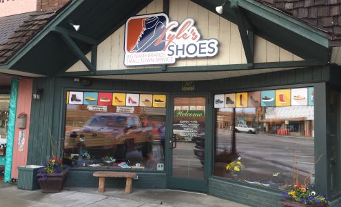 Lyle's Shoes