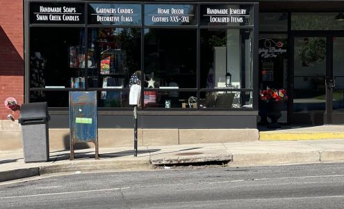 Ladybug Boutique Frostburg