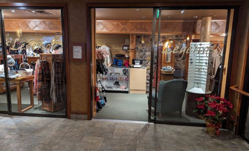 Sticks and Stones Gift Shop Harrison Hot Springs