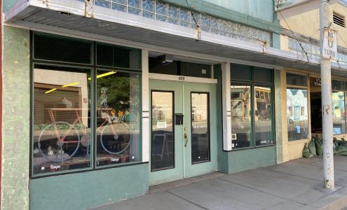 Stewart's Antique Nook, LLC. Miami