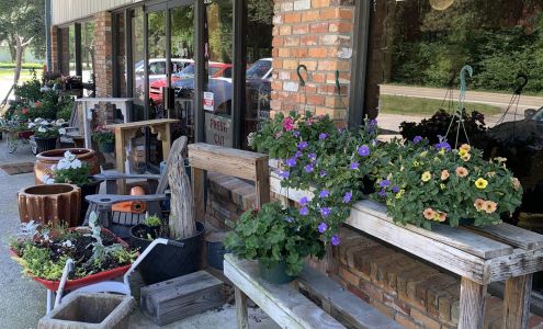 Yours & Vine 1018 Hwy 82 E, Hamburg Arkansas 71646