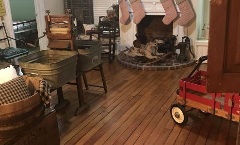 West Maple Antiques and Primitives