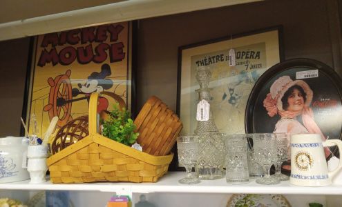 Smith & Company Vintage Market